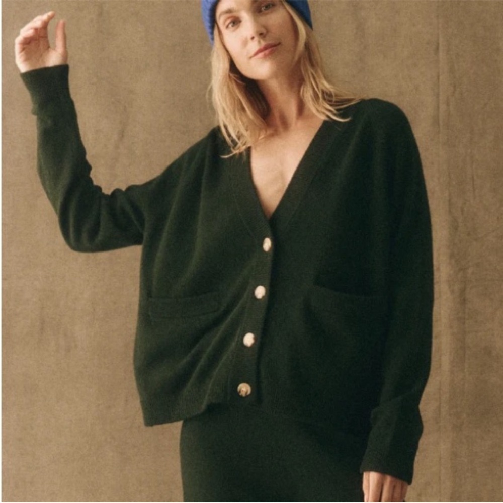 The Great. The 100% Cashmere Varsity Cardigan in Alpine. Size 1.